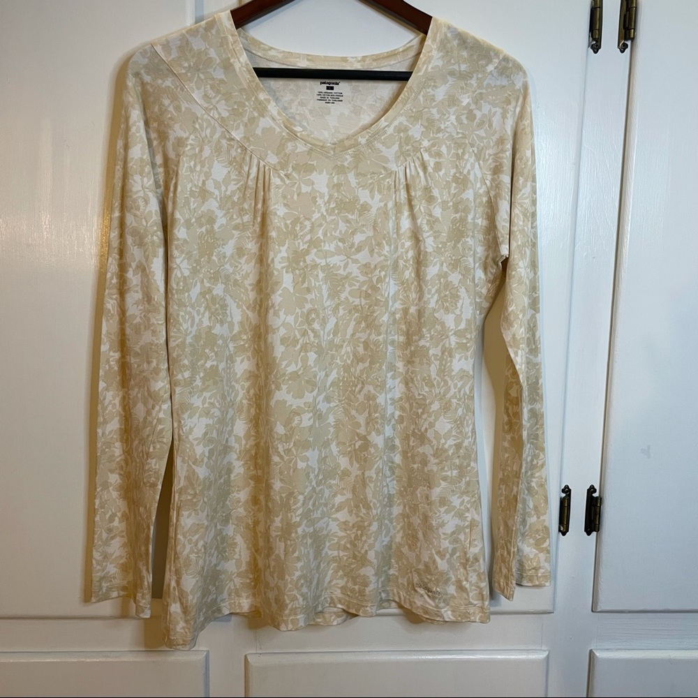 Patagonia Cotton Floral Long-sleeve, size L